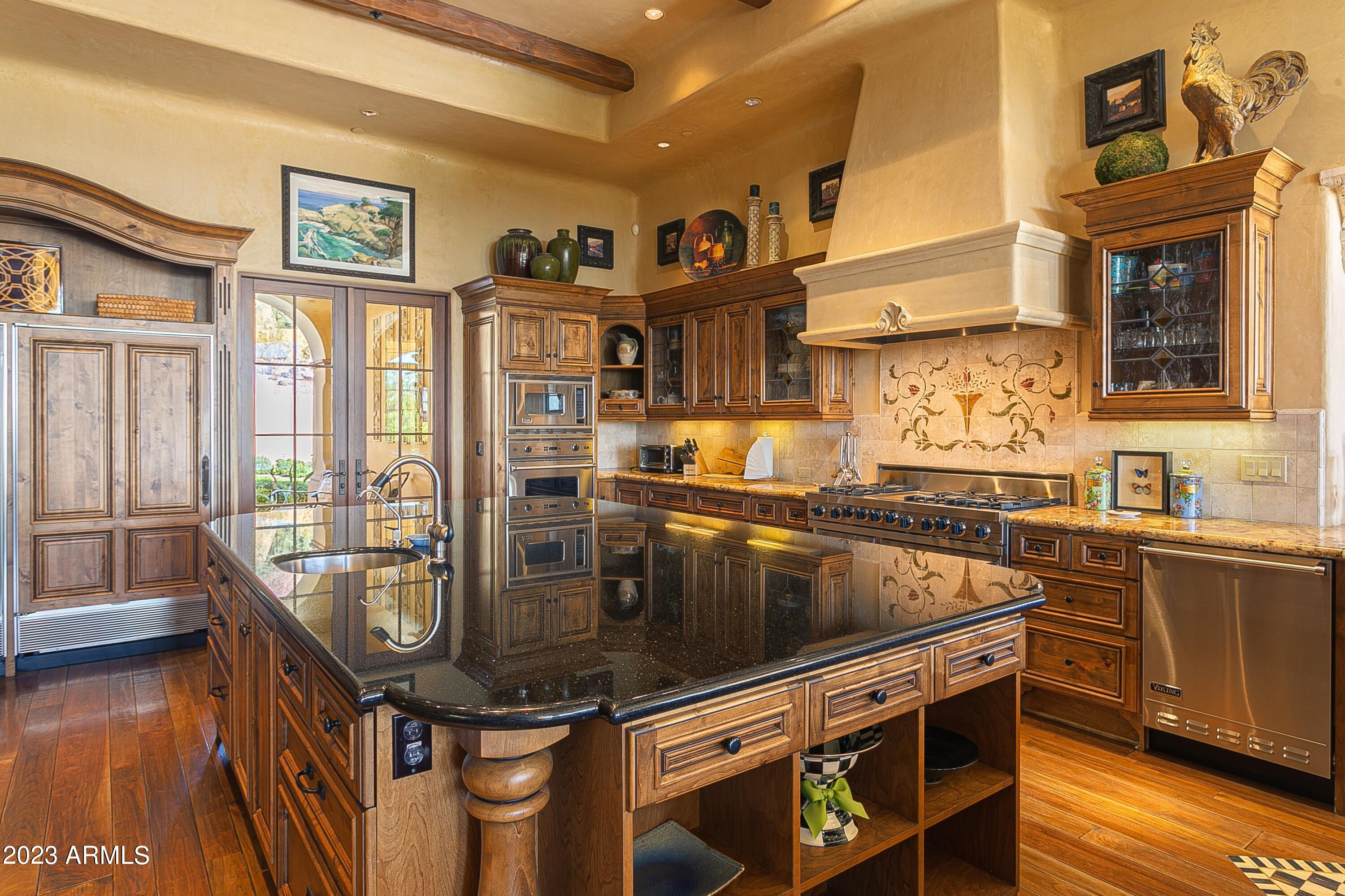 Phoenix, Arizona 85018, United States, 4 Bedrooms Bedrooms, ,6 BathroomsBathrooms,Residential,Active,33905