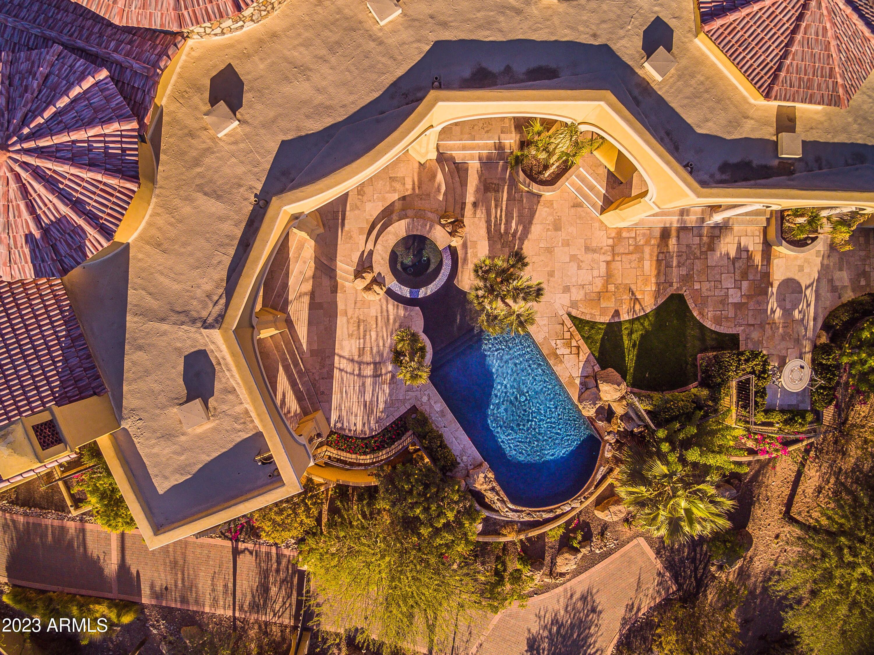 Phoenix, Arizona 85018, United States, 4 Bedrooms Bedrooms, ,6 BathroomsBathrooms,Residential,Active,33905