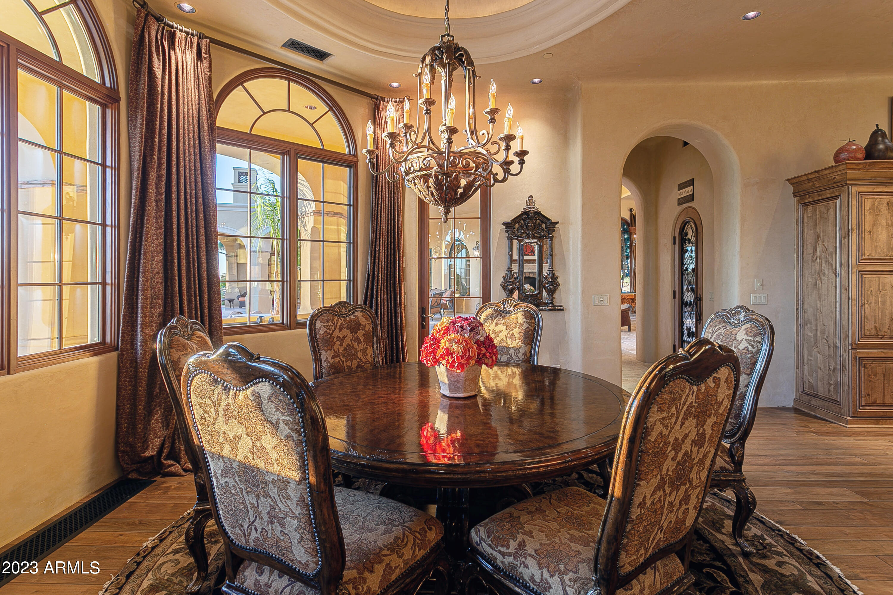 Phoenix, Arizona 85018, United States, 4 Bedrooms Bedrooms, ,6 BathroomsBathrooms,Residential,Active,33905