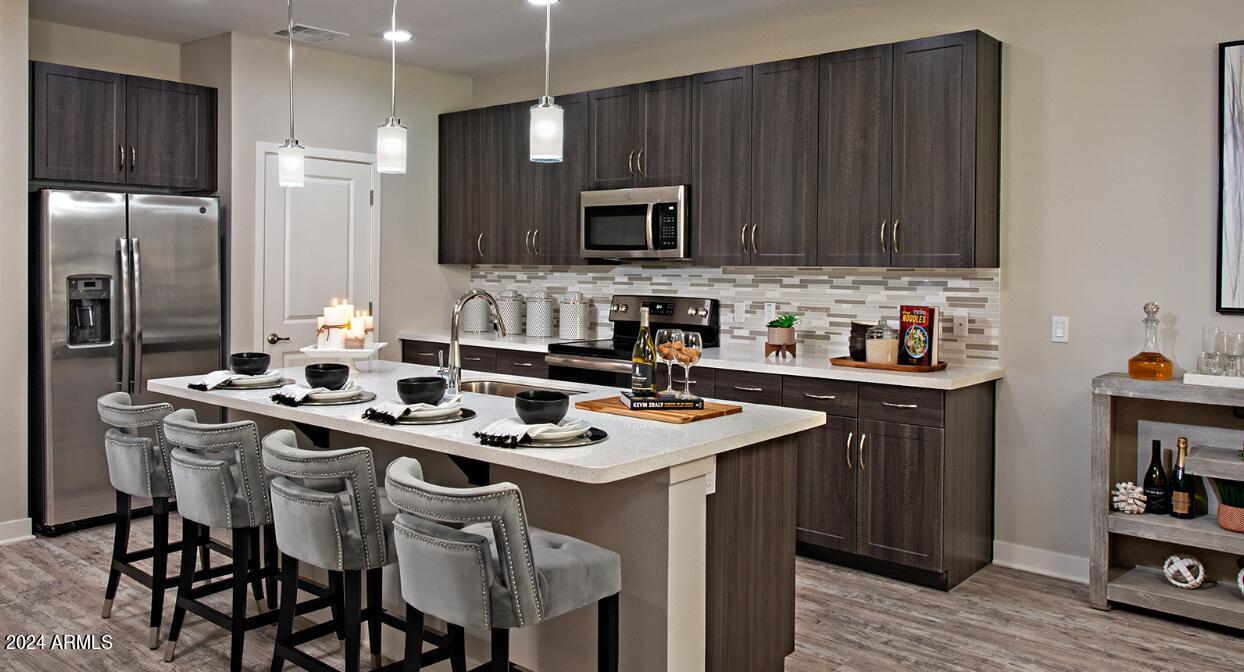 5550 E DEER VALLEY Drive 1J