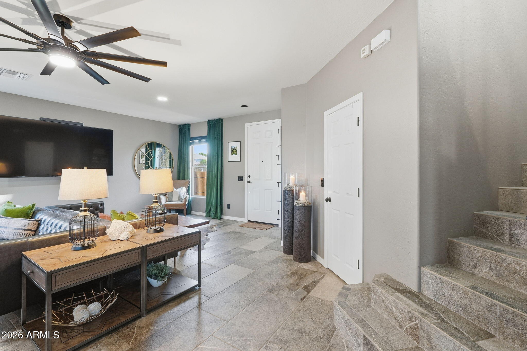 25855 N SANDSTONE Way