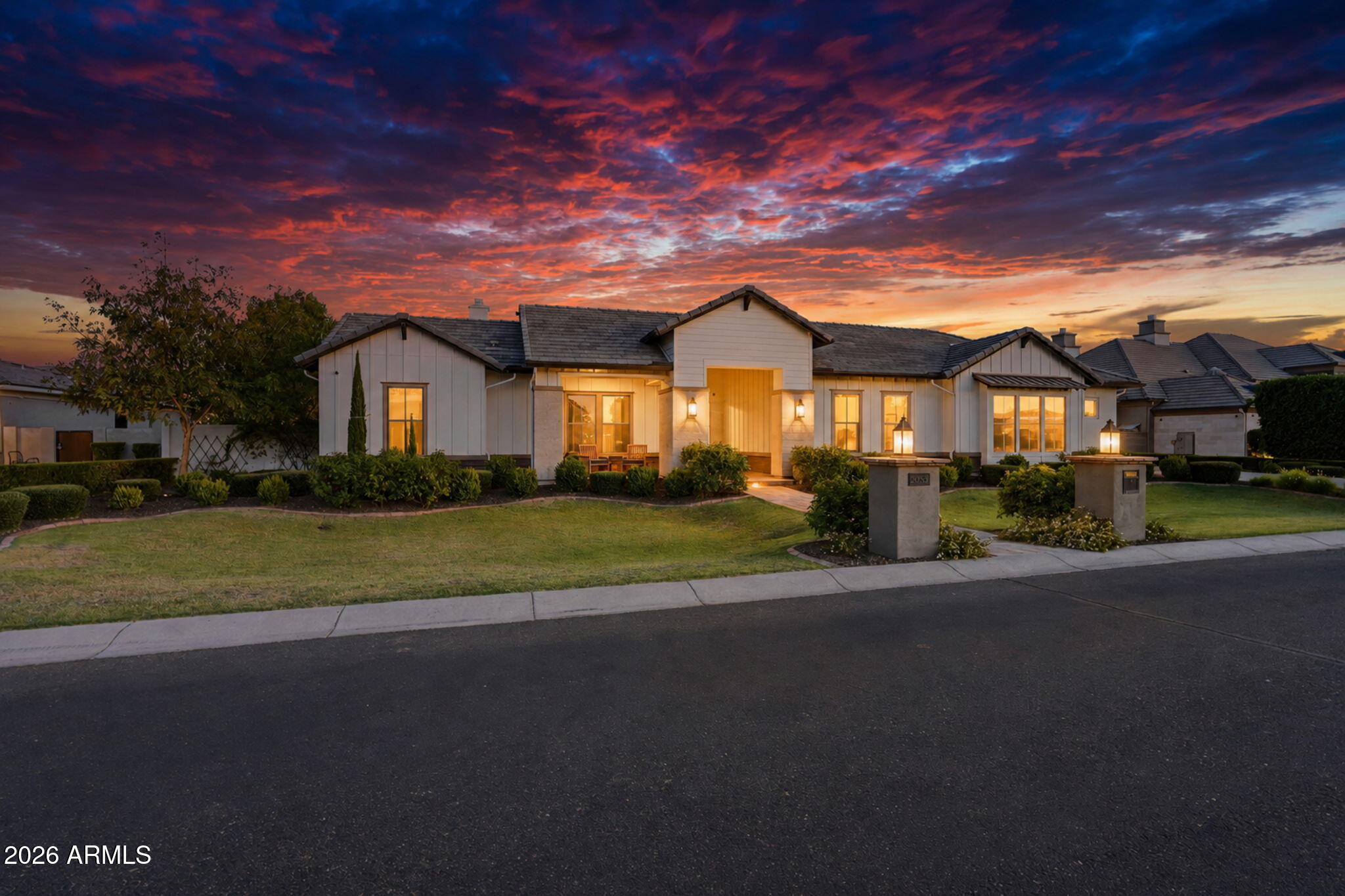2653 E ORIOLE Drive
