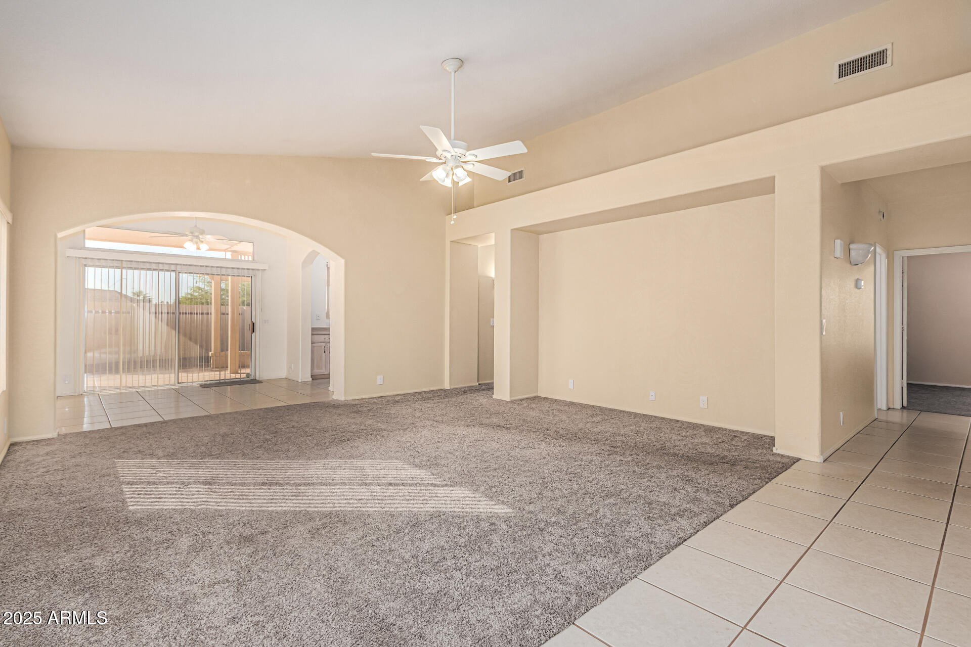 9069 W BEHREND Drive