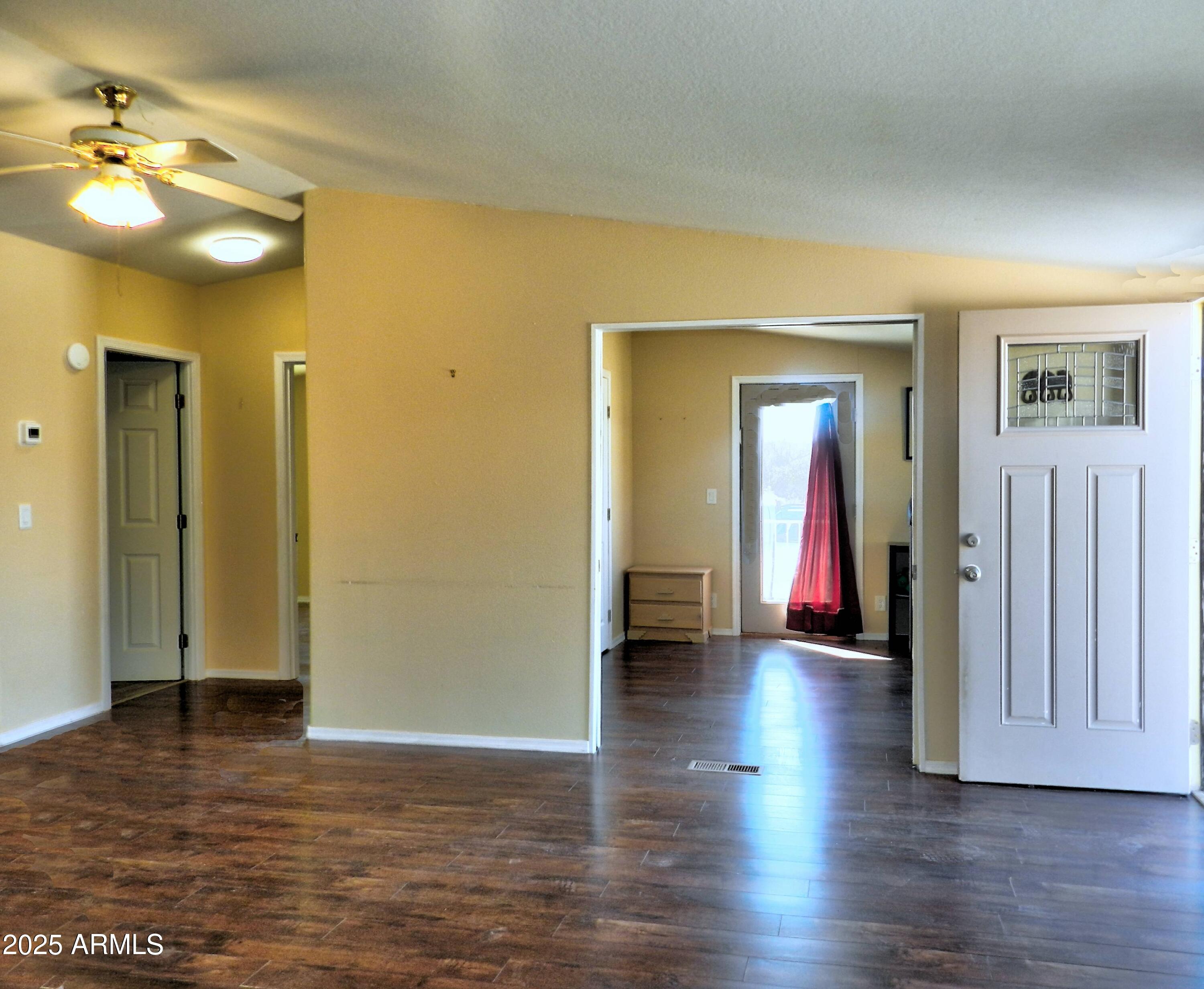 1275 E REAY Road