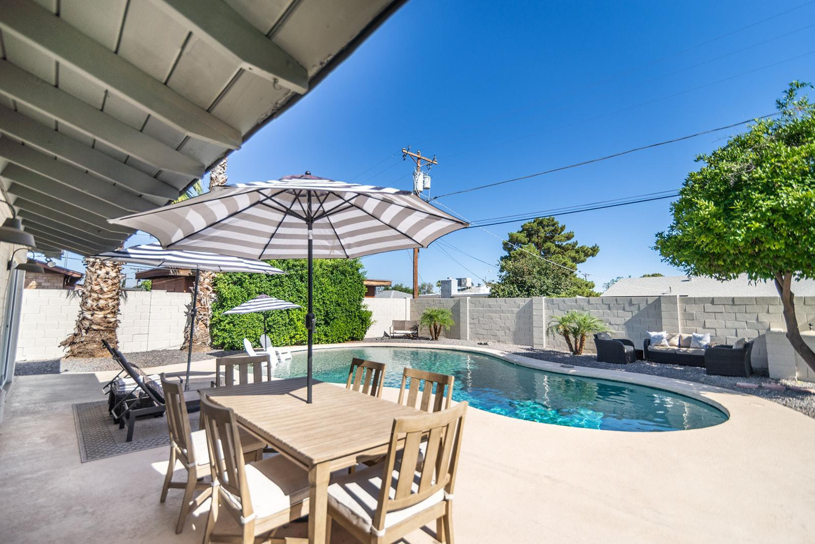 7435 E GRANADA Road