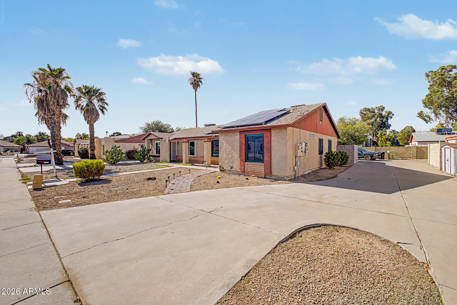 5142 W JOAN DE ARC Avenue