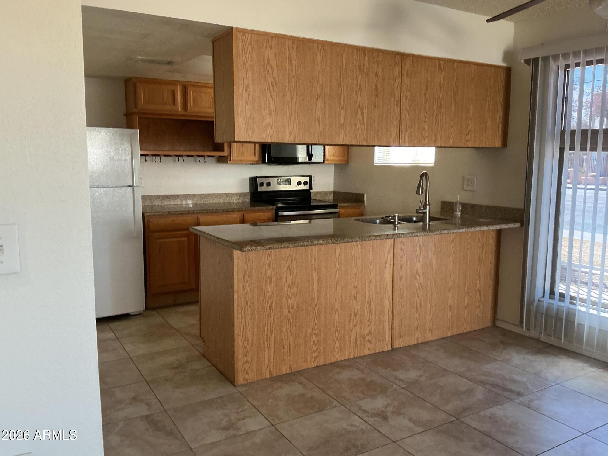 LOMA LINDA CONDOMINIUM - Residential