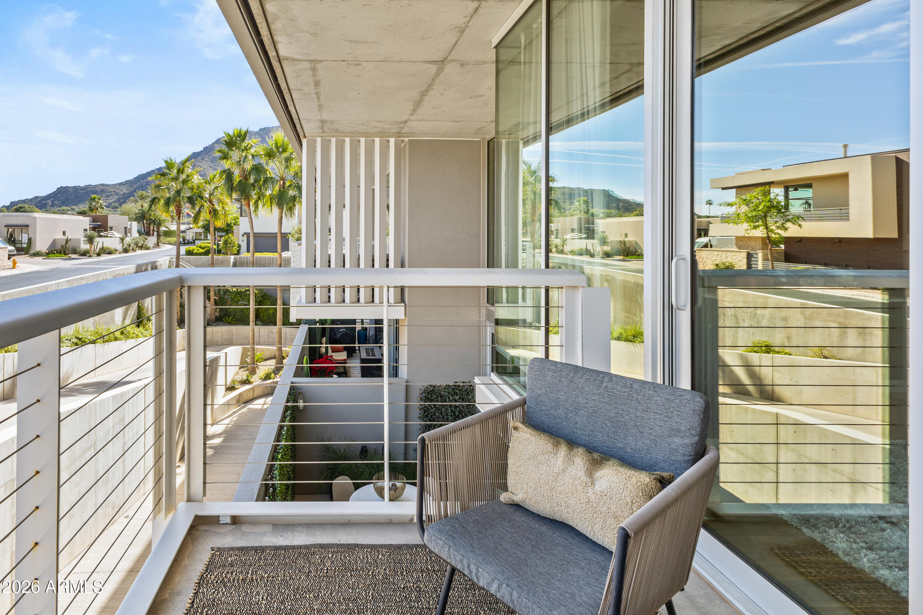 MOUNTAIN SHADOWS RESORT - CONDOMINIUM HOTEL - Residential