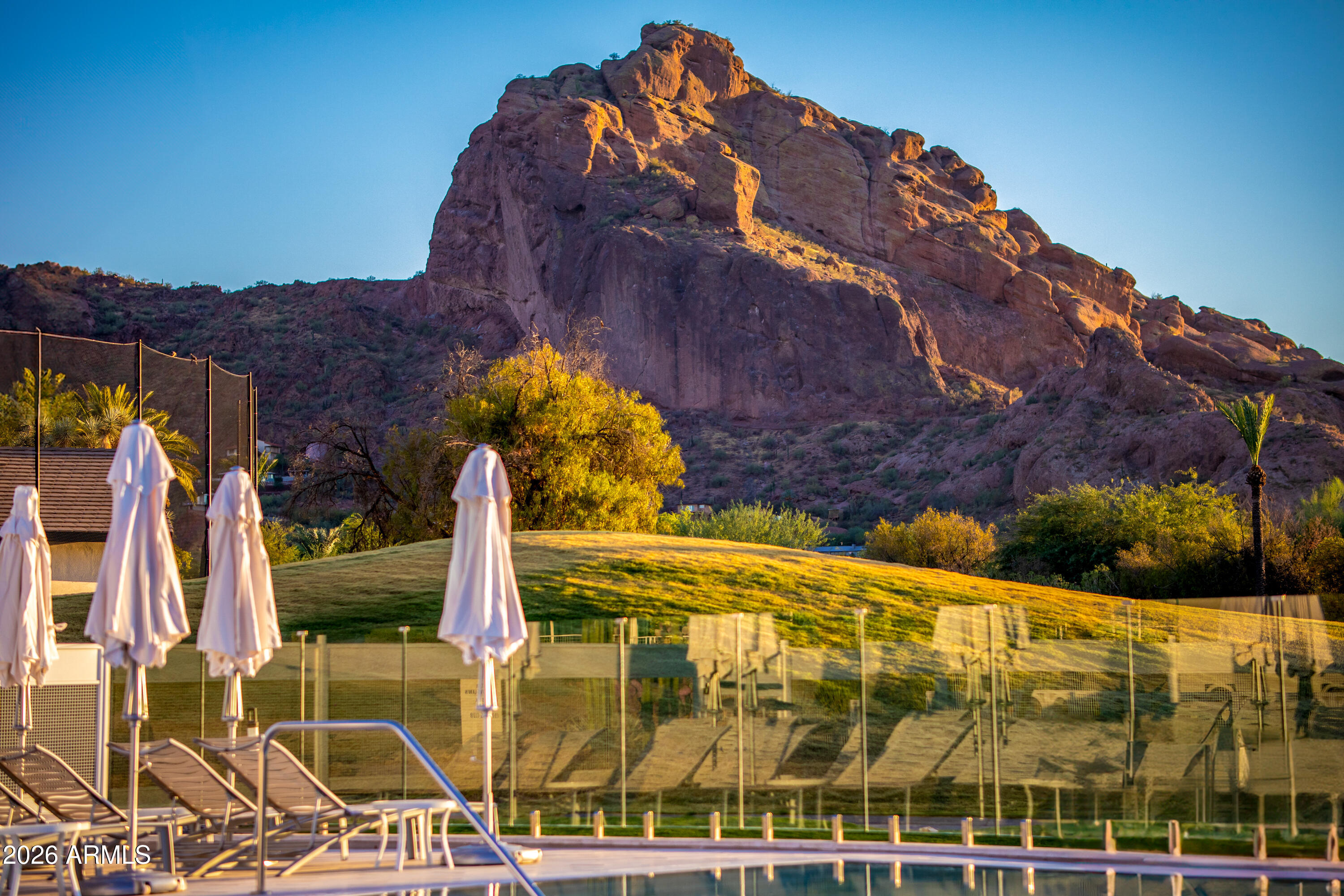 MOUNTAIN SHADOWS RESORT - CONDOMINIUM HOTEL - Residential