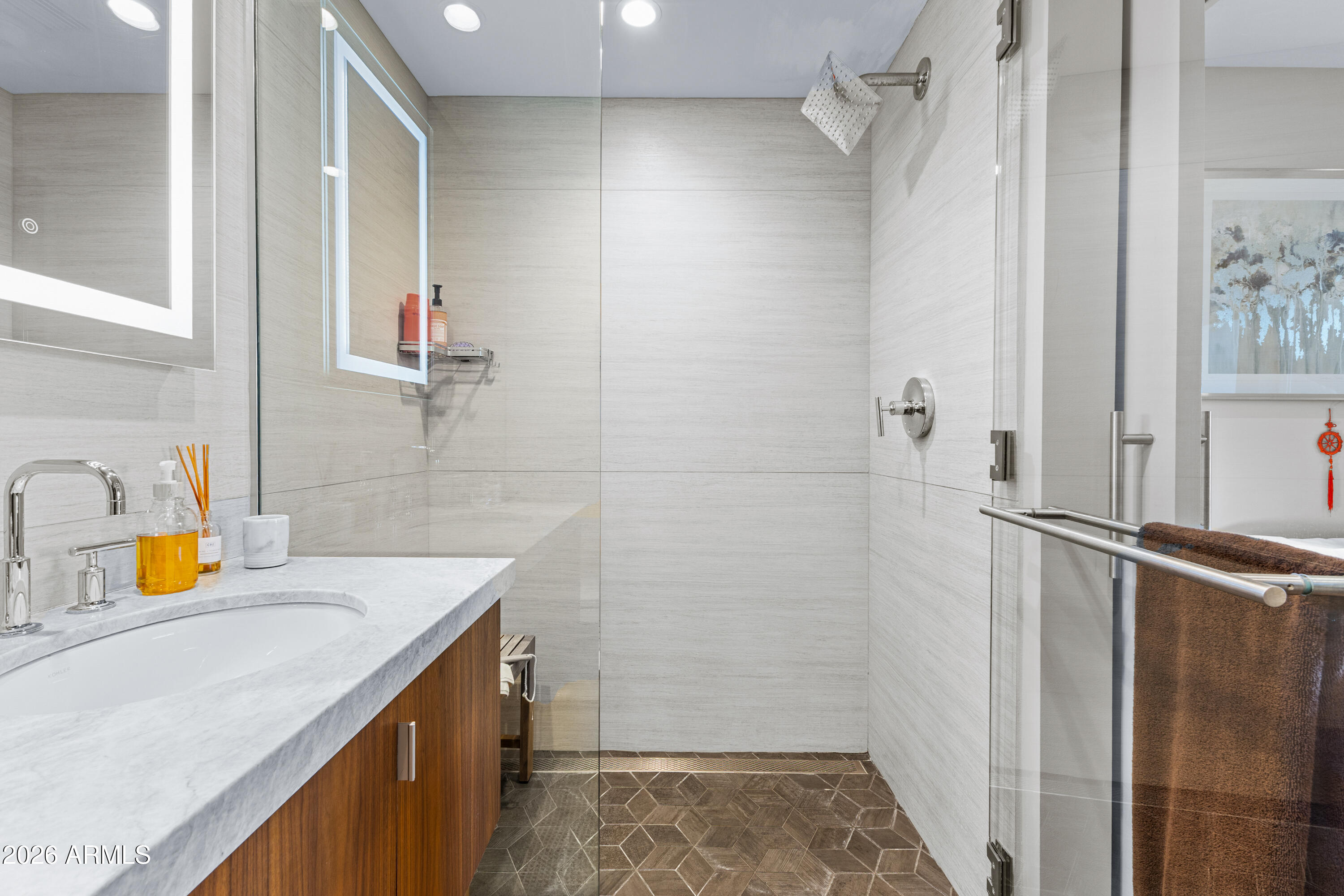 MOUNTAIN SHADOWS RESORT - CONDOMINIUM HOTEL - Residential