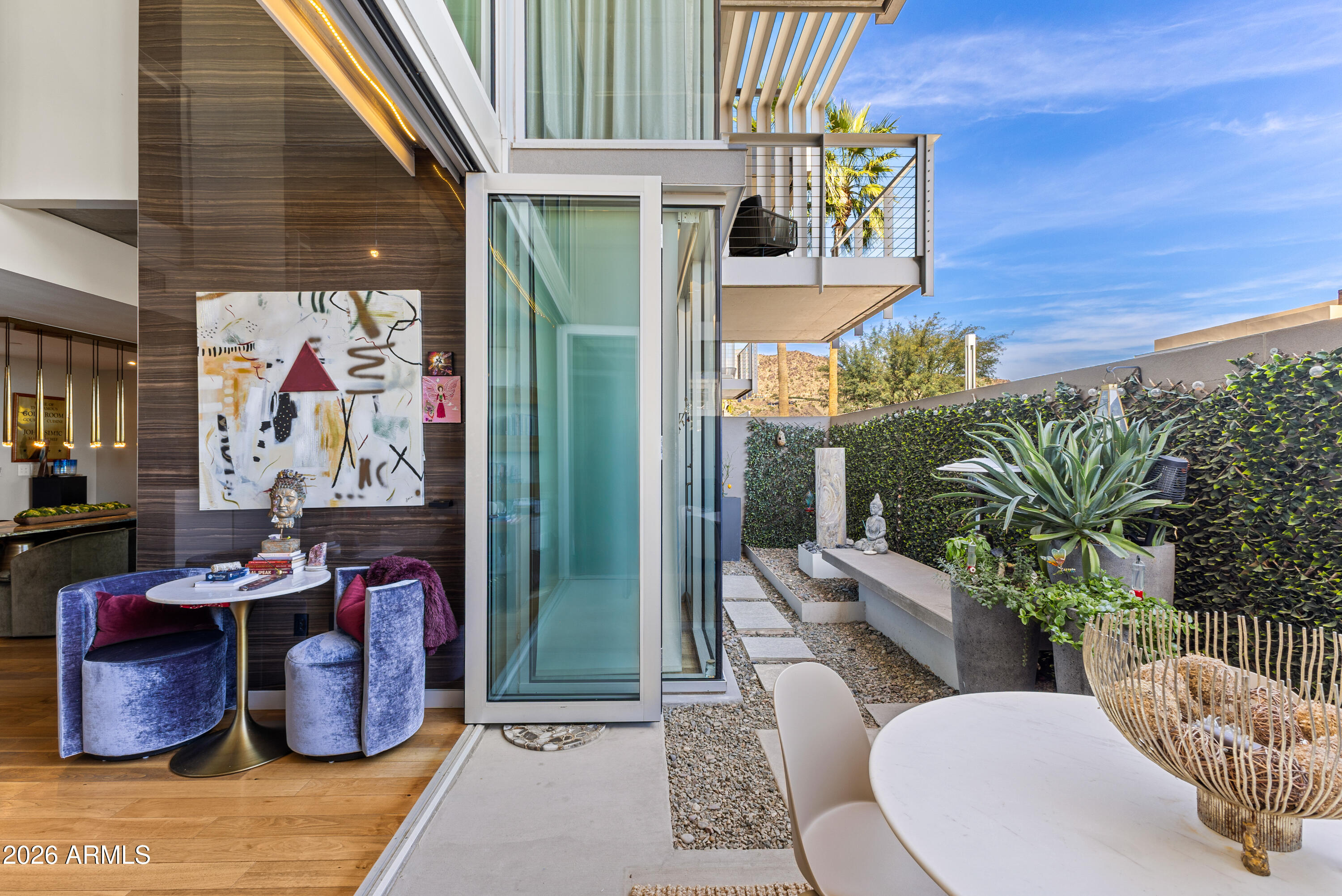 MOUNTAIN SHADOWS RESORT - CONDOMINIUM HOTEL - Residential