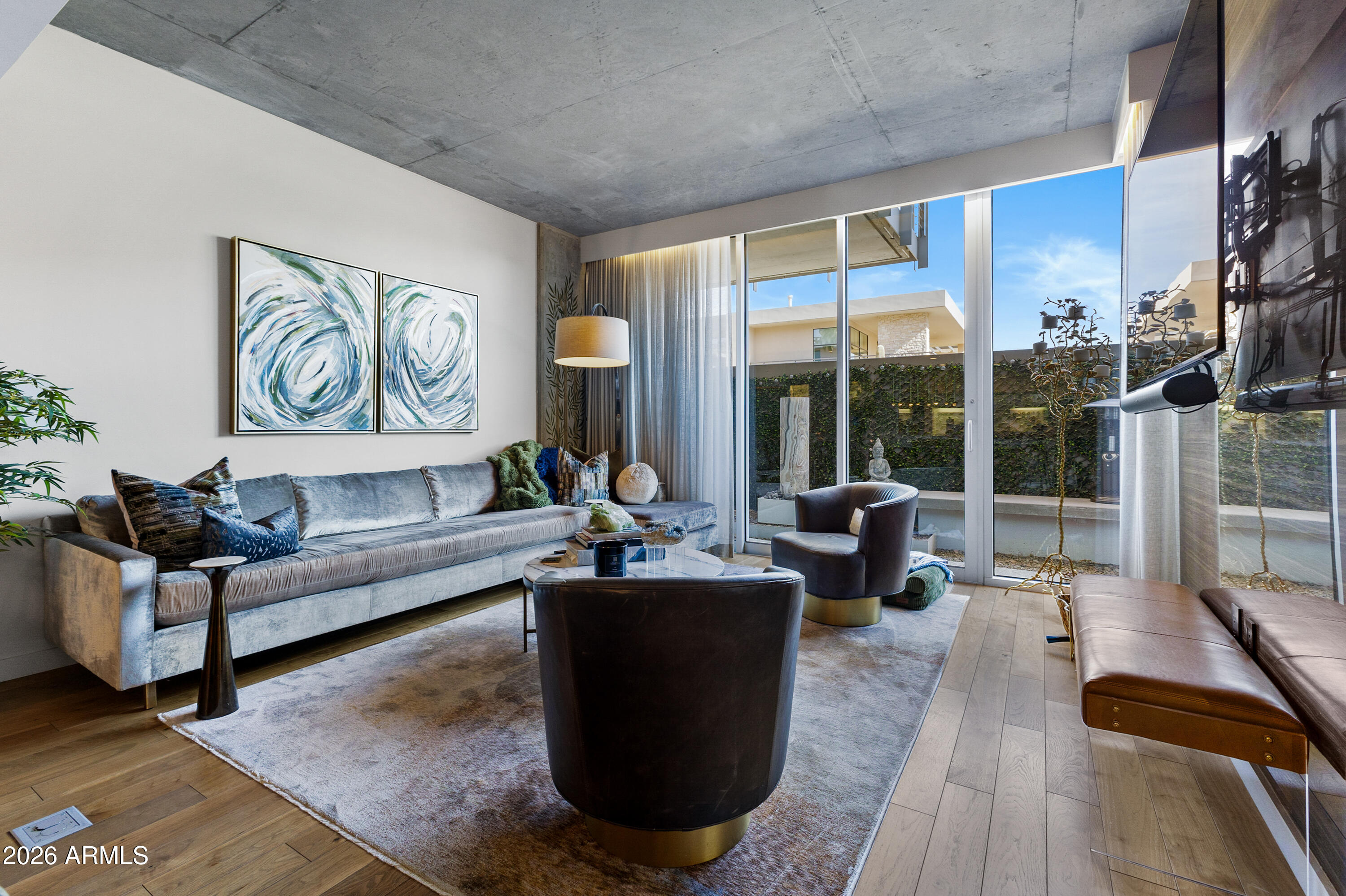 MOUNTAIN SHADOWS RESORT - CONDOMINIUM HOTEL - Residential