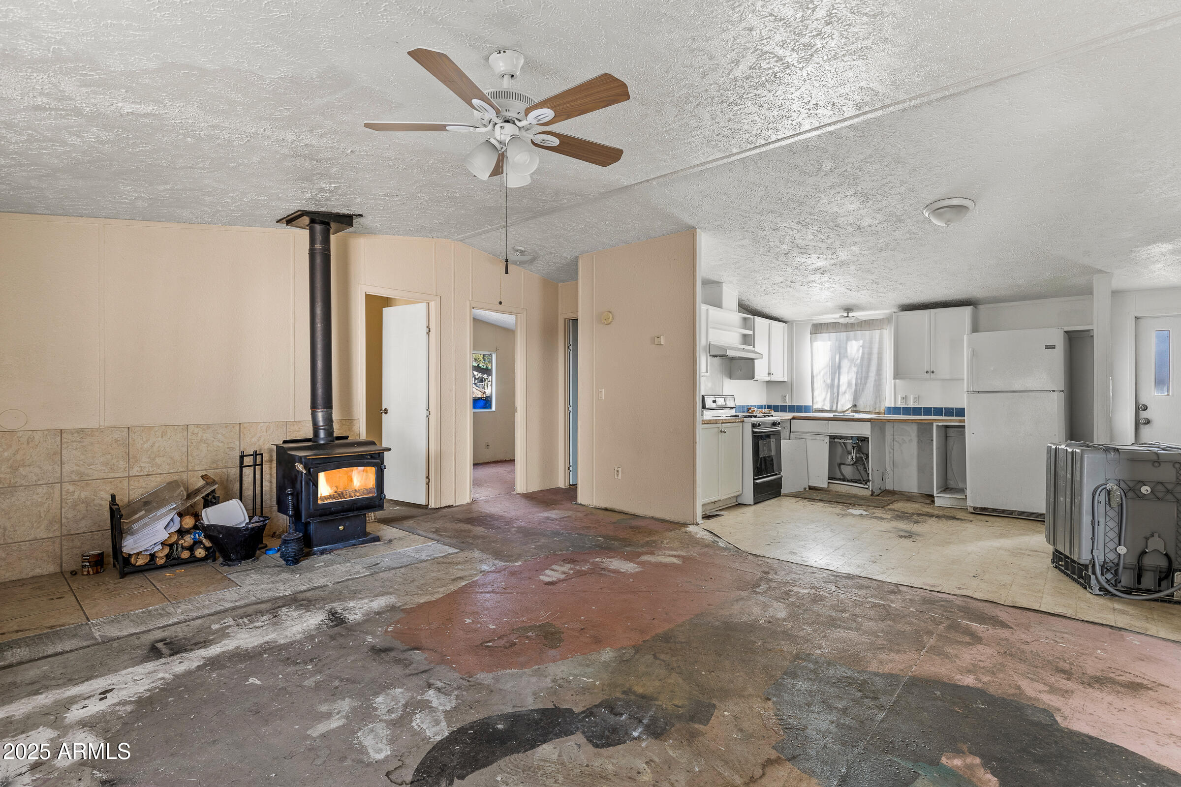 4354 E Crystal Drive