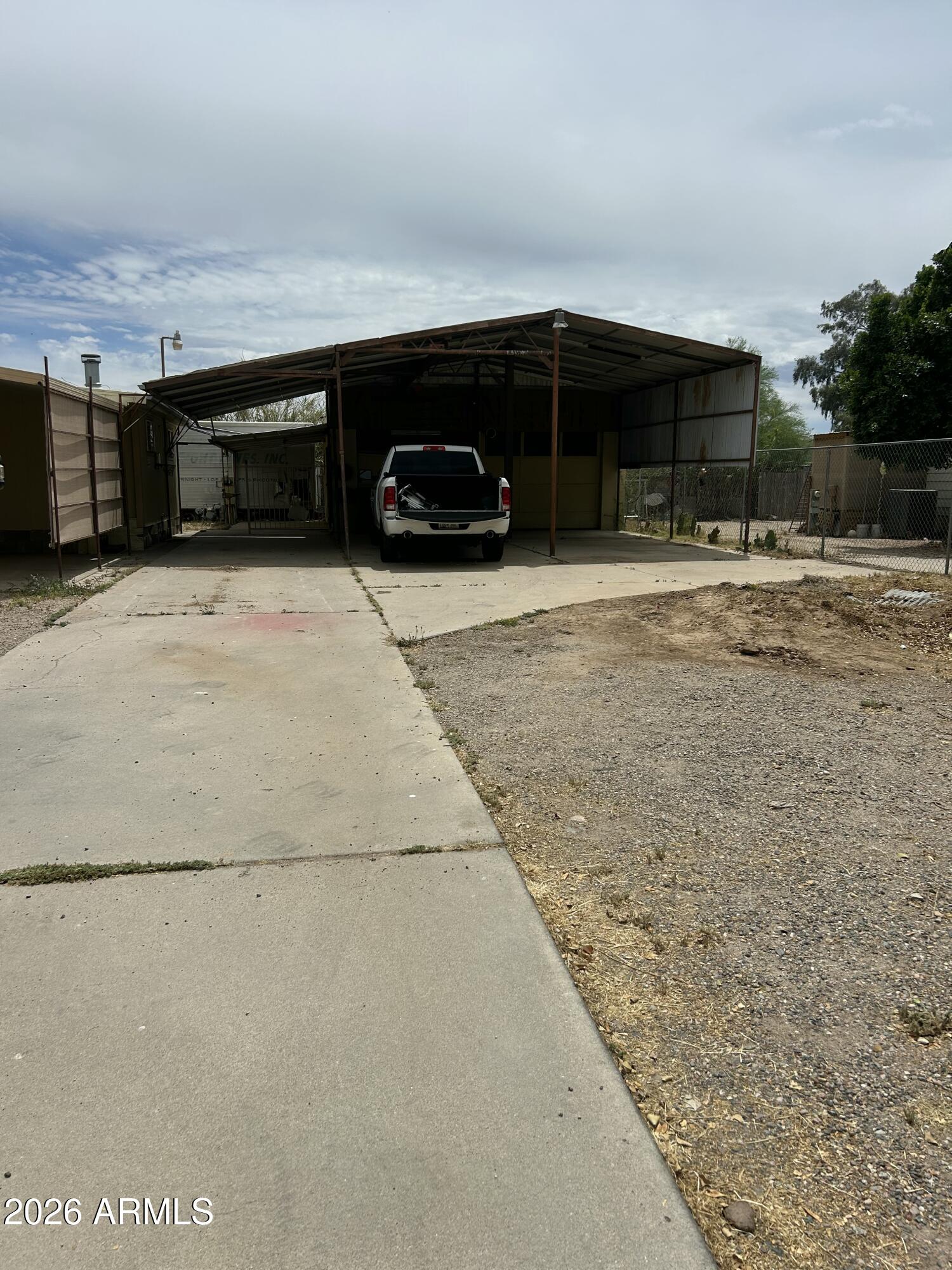 3013 E BEARDSLEY Road