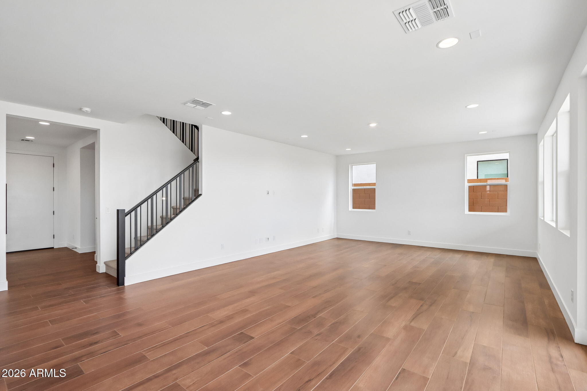 7317 W RUNNING DEER Trail
