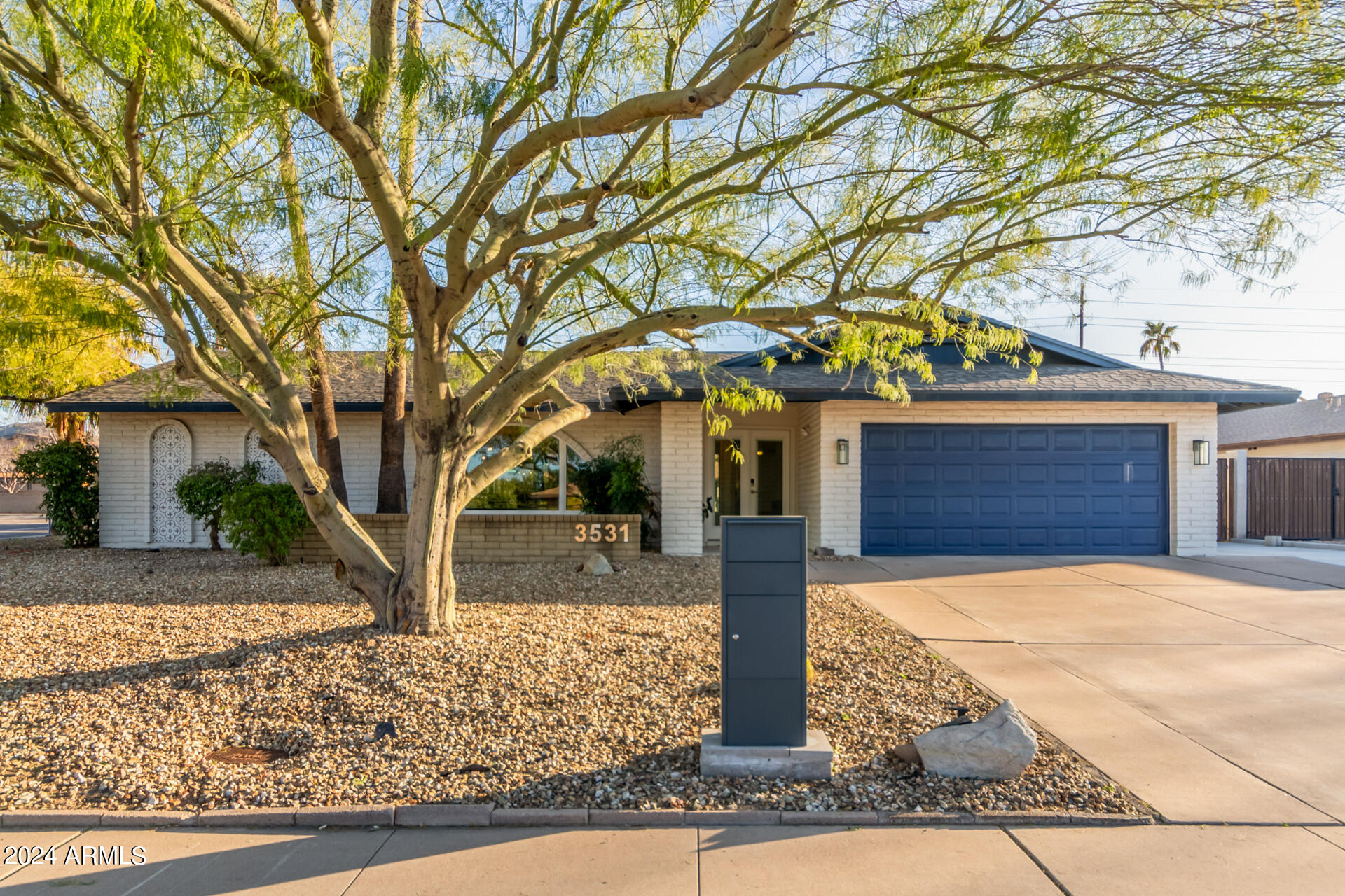3531 E BECKER Lane