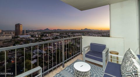 Photo of 2323 N Central Avenue #1701, Phoenix, AZ 85004 (MLS # 6944483)