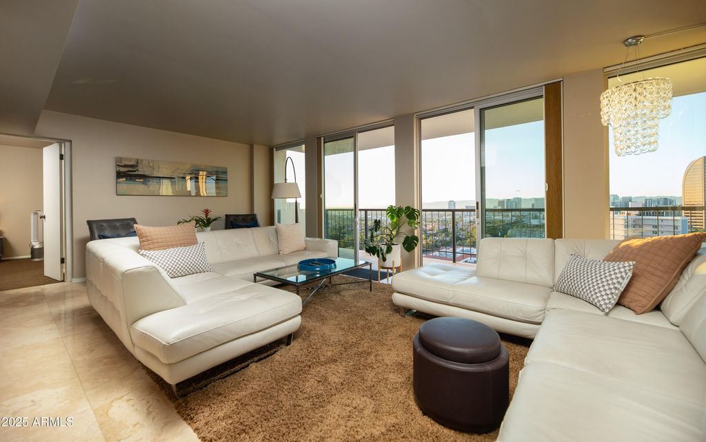 Photo of 2323 N Central Avenue #1701, Phoenix, AZ 85004 (MLS # 6944483)