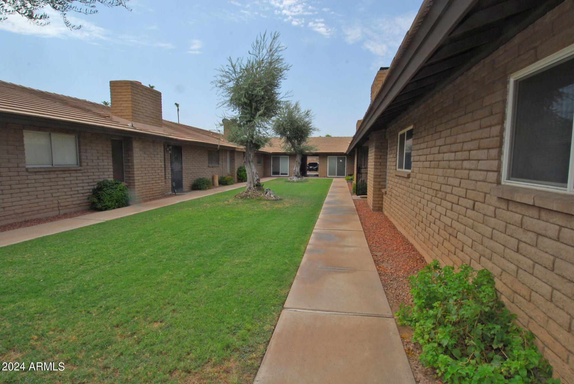 2015 E SOUTHERN Avenue 23