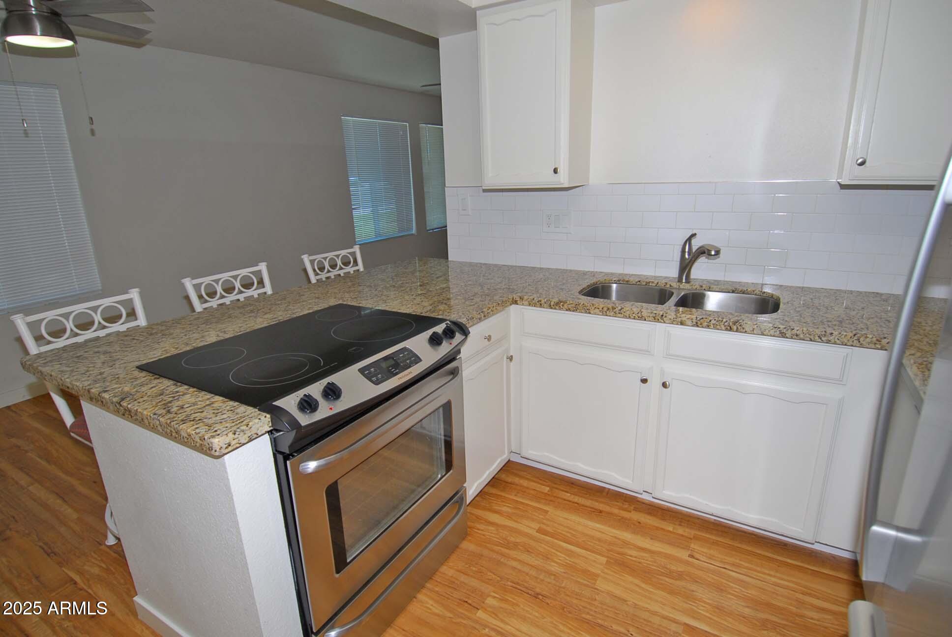2015 E SOUTHERN Avenue 23