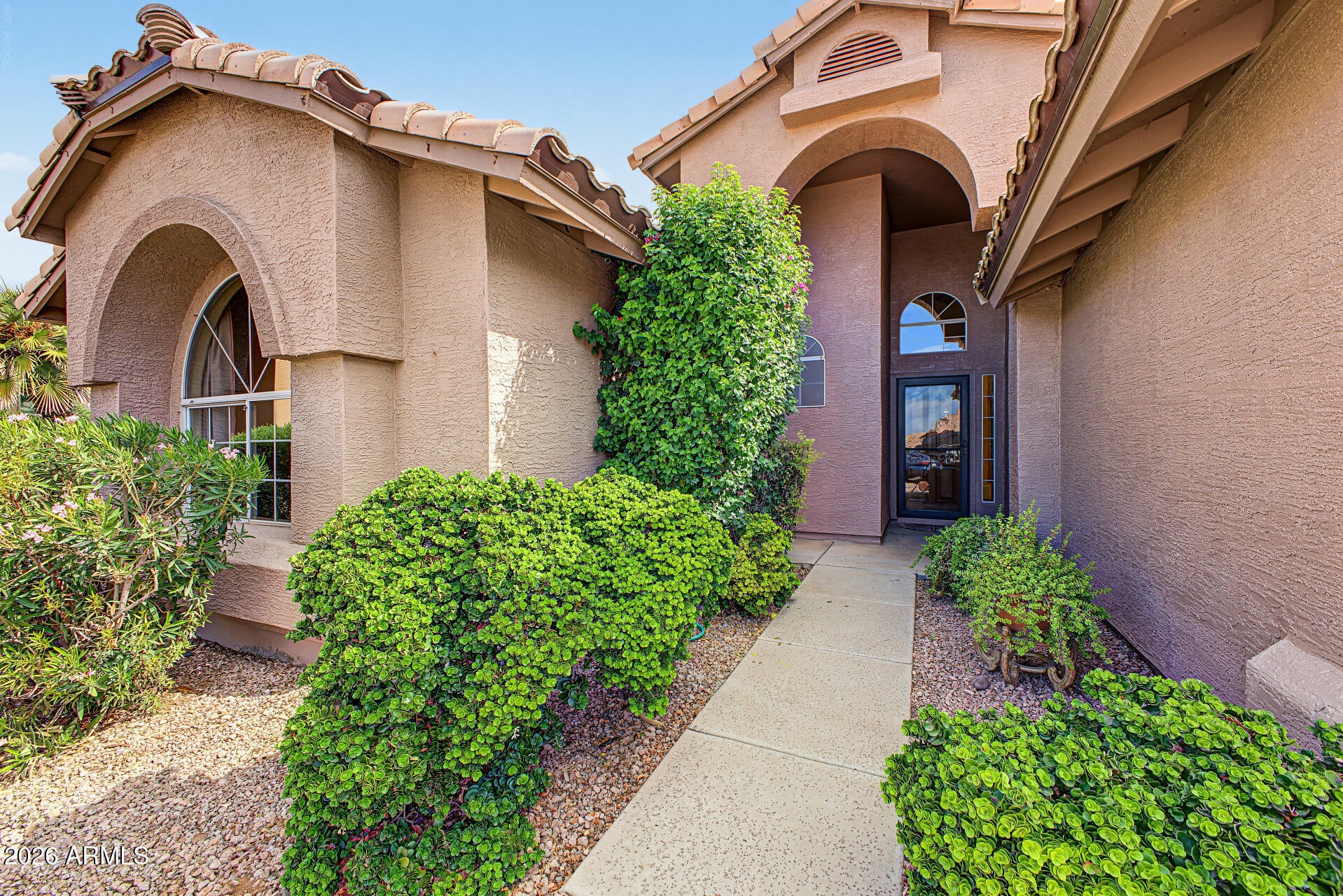 434 W MENDOZA Circle