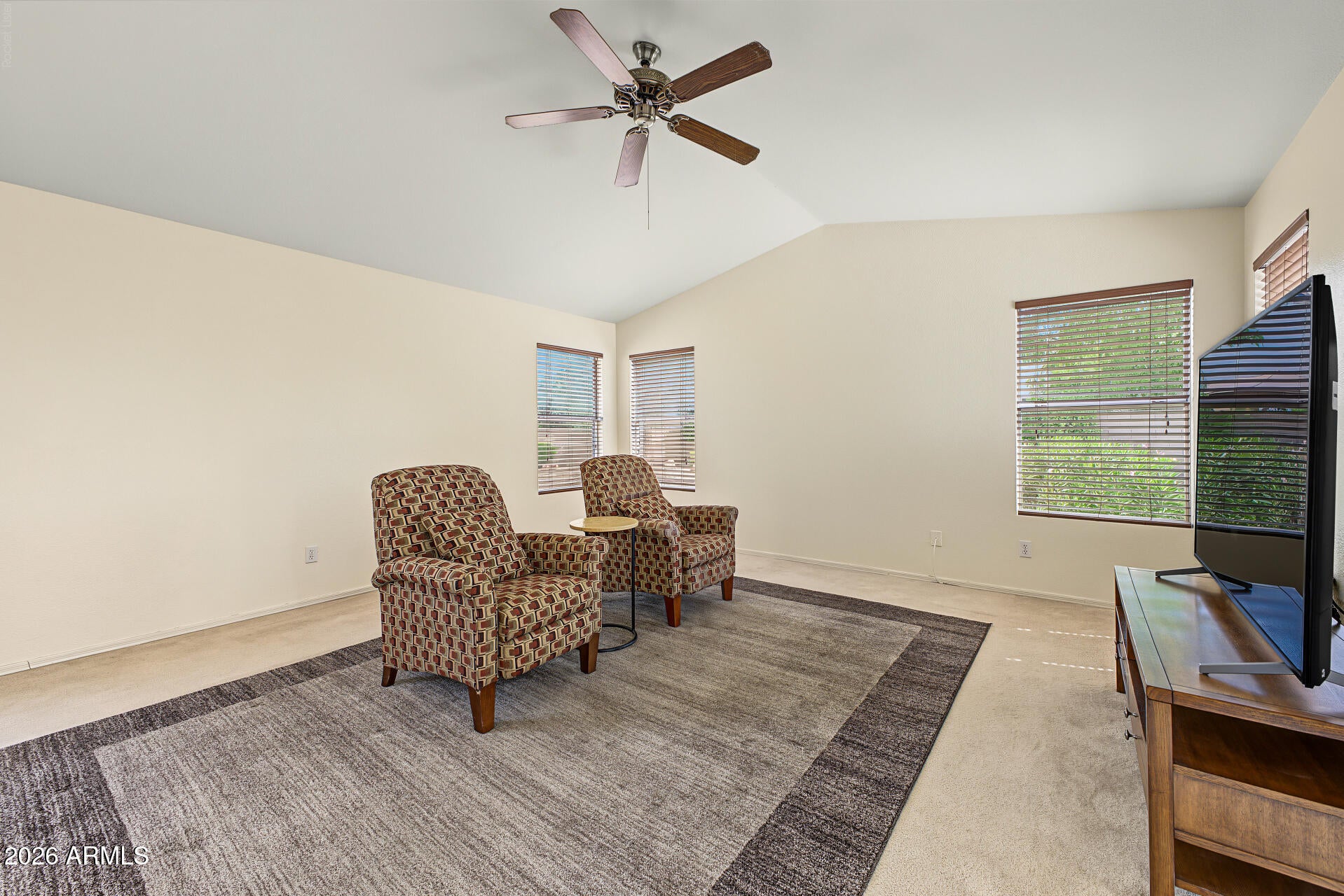 434 W MENDOZA Circle