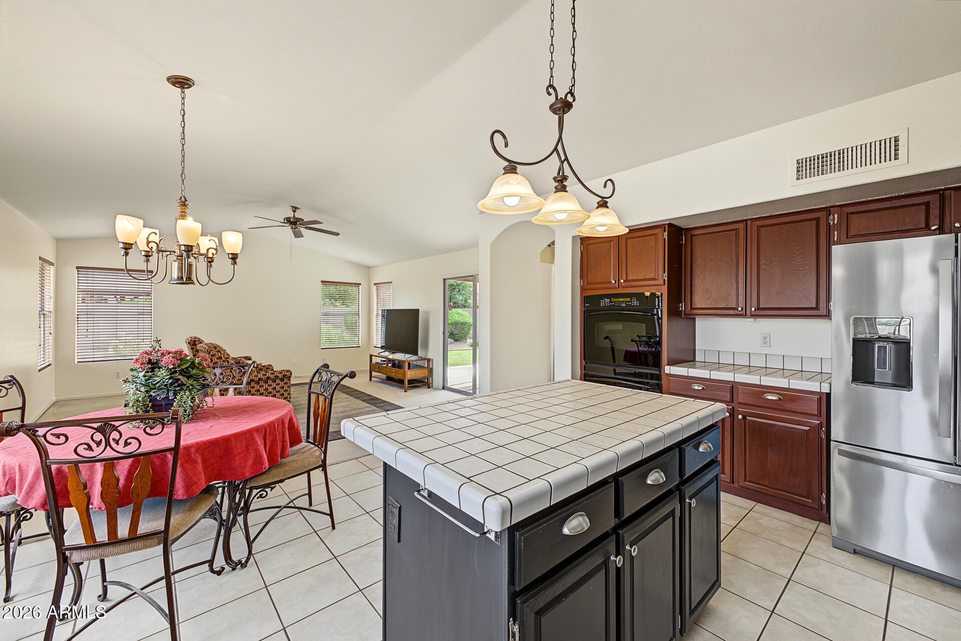 434 W MENDOZA Circle