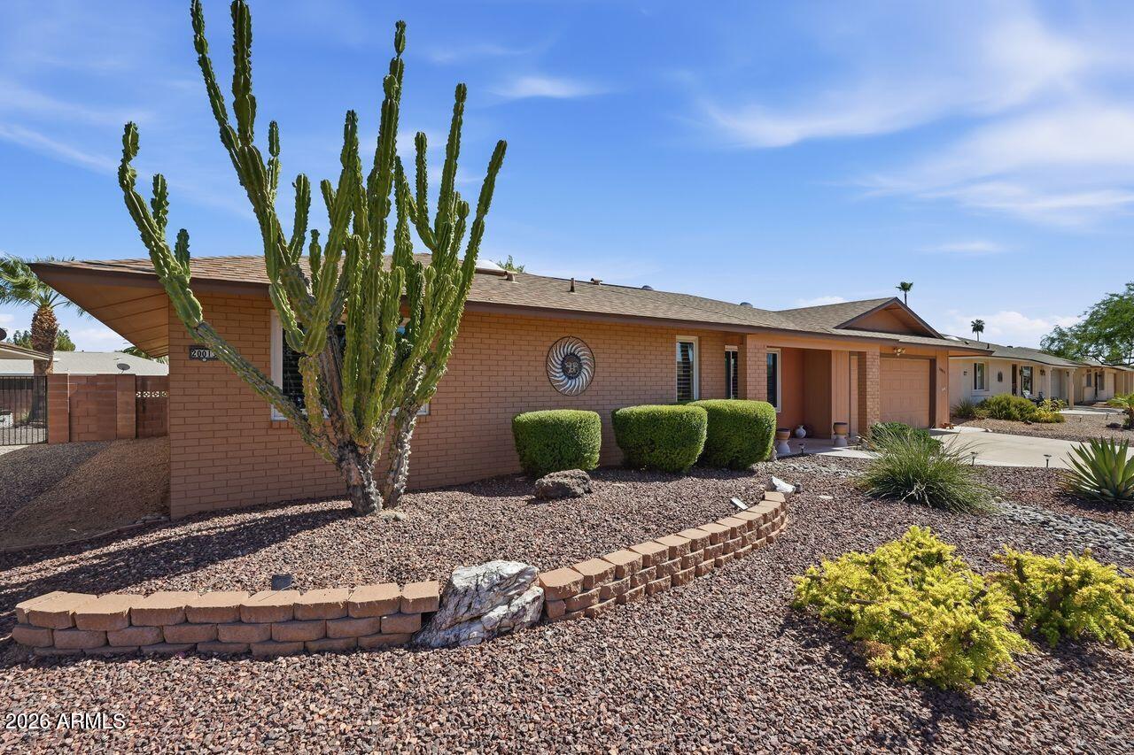 20013 N WILLOWCREEK Circle