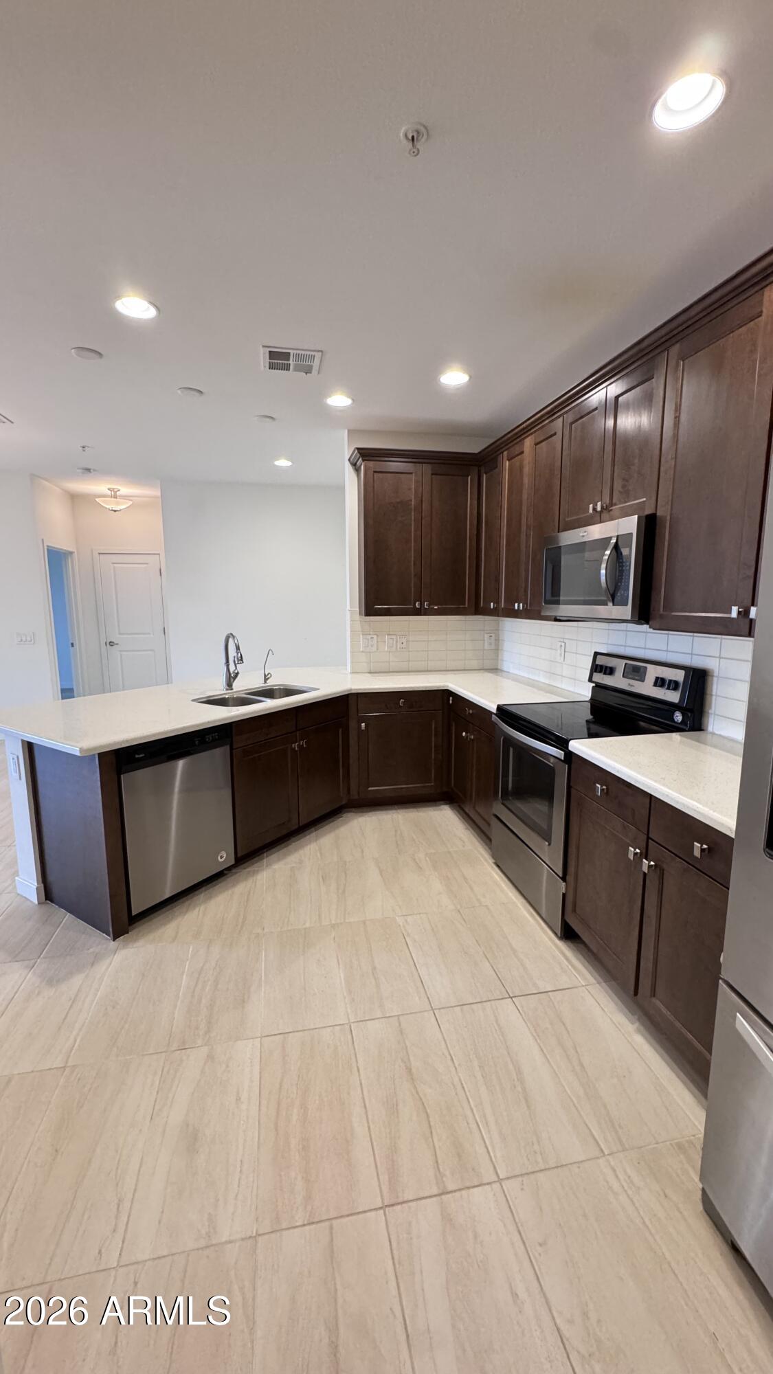 2511 W QUEEN CREEK Road 337