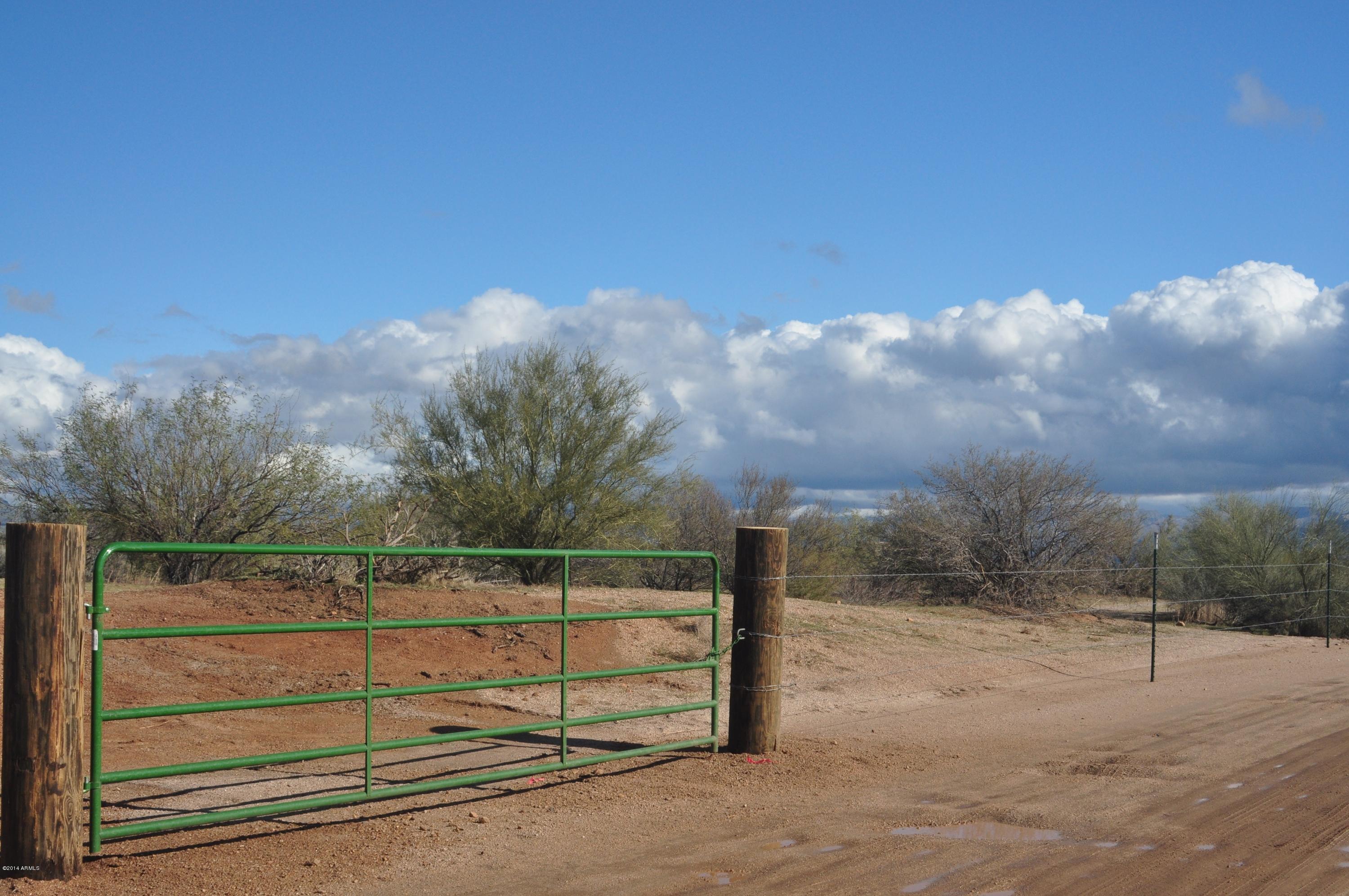 148XX E Chaparosa Way -