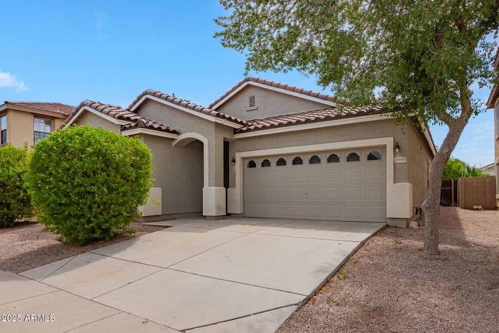 Photo of 3065 E Santa Rosa Drive, Gilbert, AZ 85234 (MLS # 6914005)