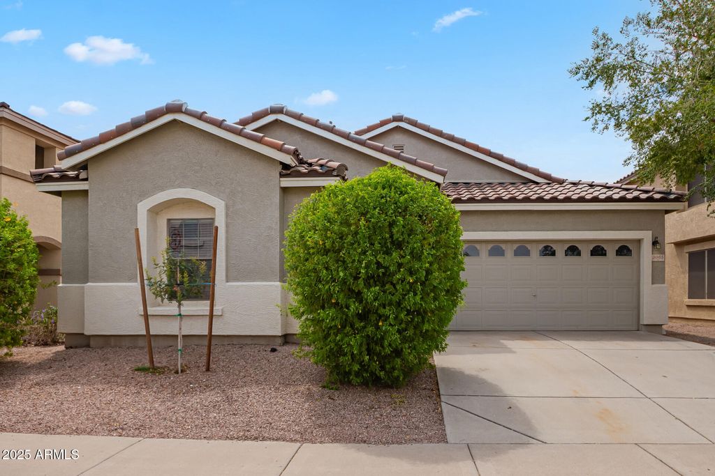 Photo of 3065 E Santa Rosa Drive, Gilbert, AZ 85234 (MLS # 6914005)