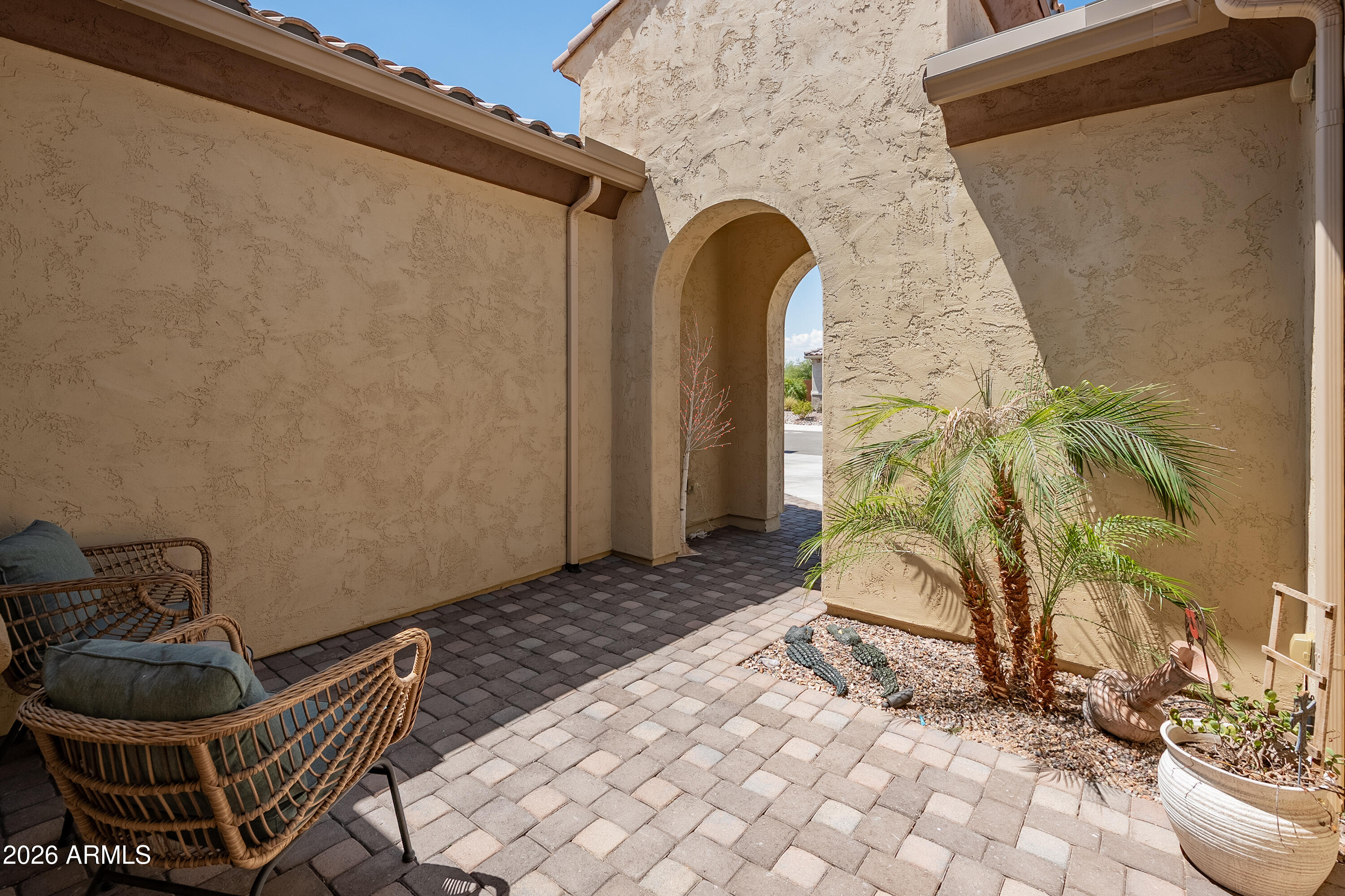 27425 W ESCUDA Drive
