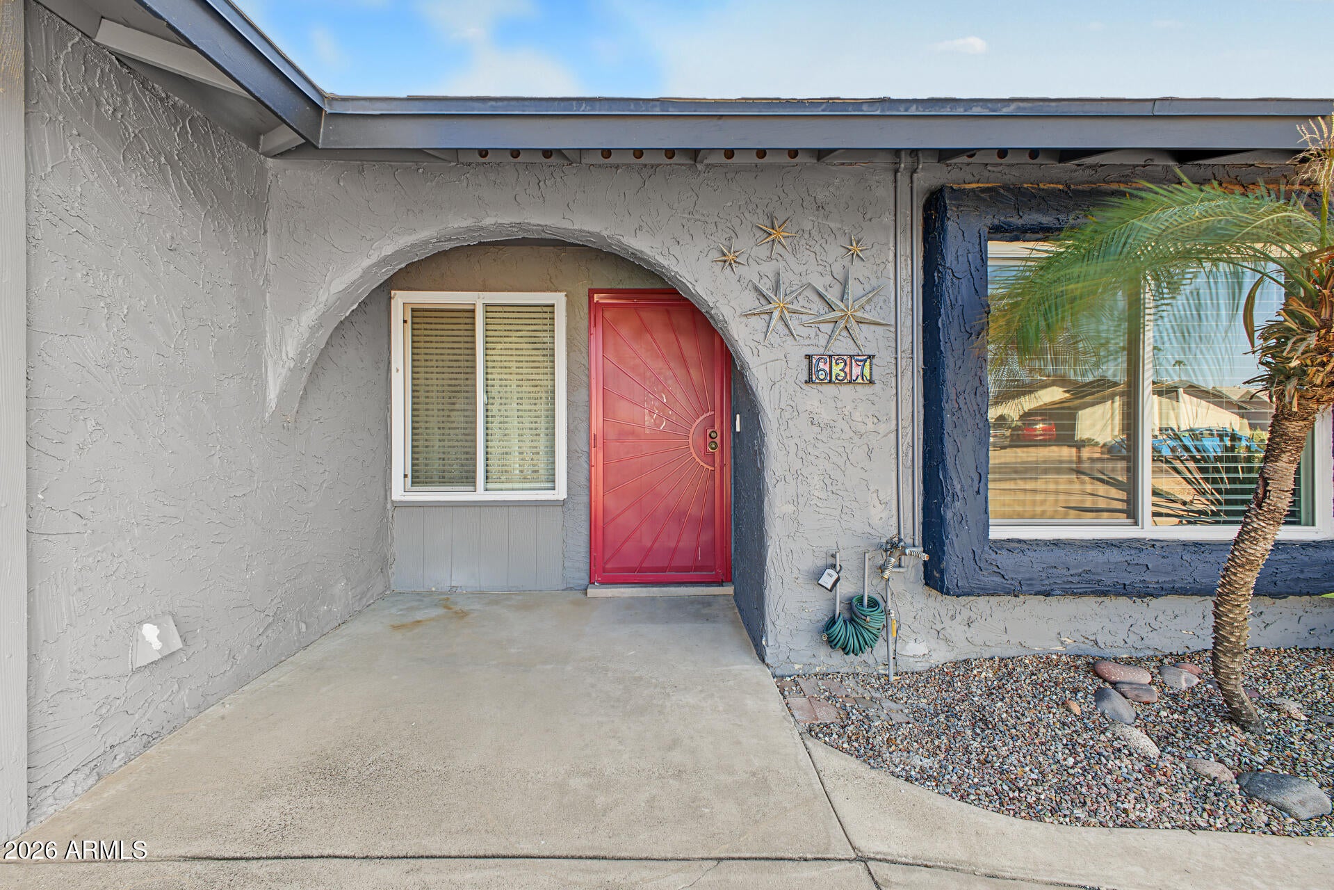 637 W GARNET Avenue