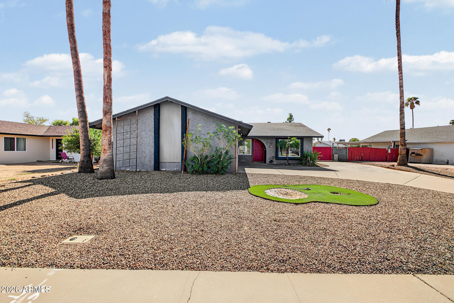 637 W GARNET Avenue