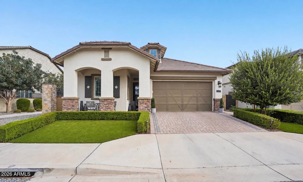 Photo of 2108 E Warbler Road, Gilbert, AZ 85297 (MLS # 7082555)