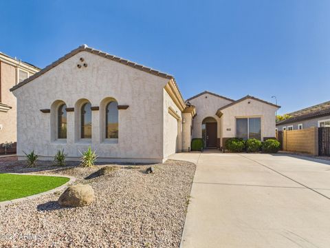6915 S SAPPHIRE Way Chandler AZ 85249