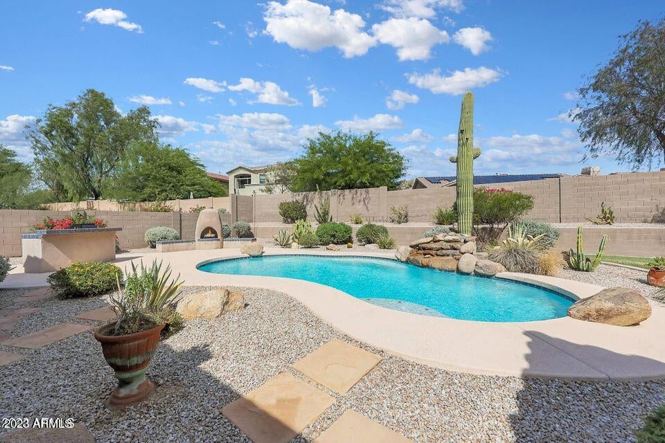 9773 S 183rd Drive