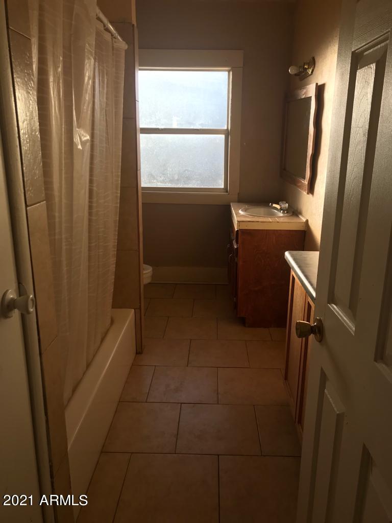 CLAWSON - Residential Income
