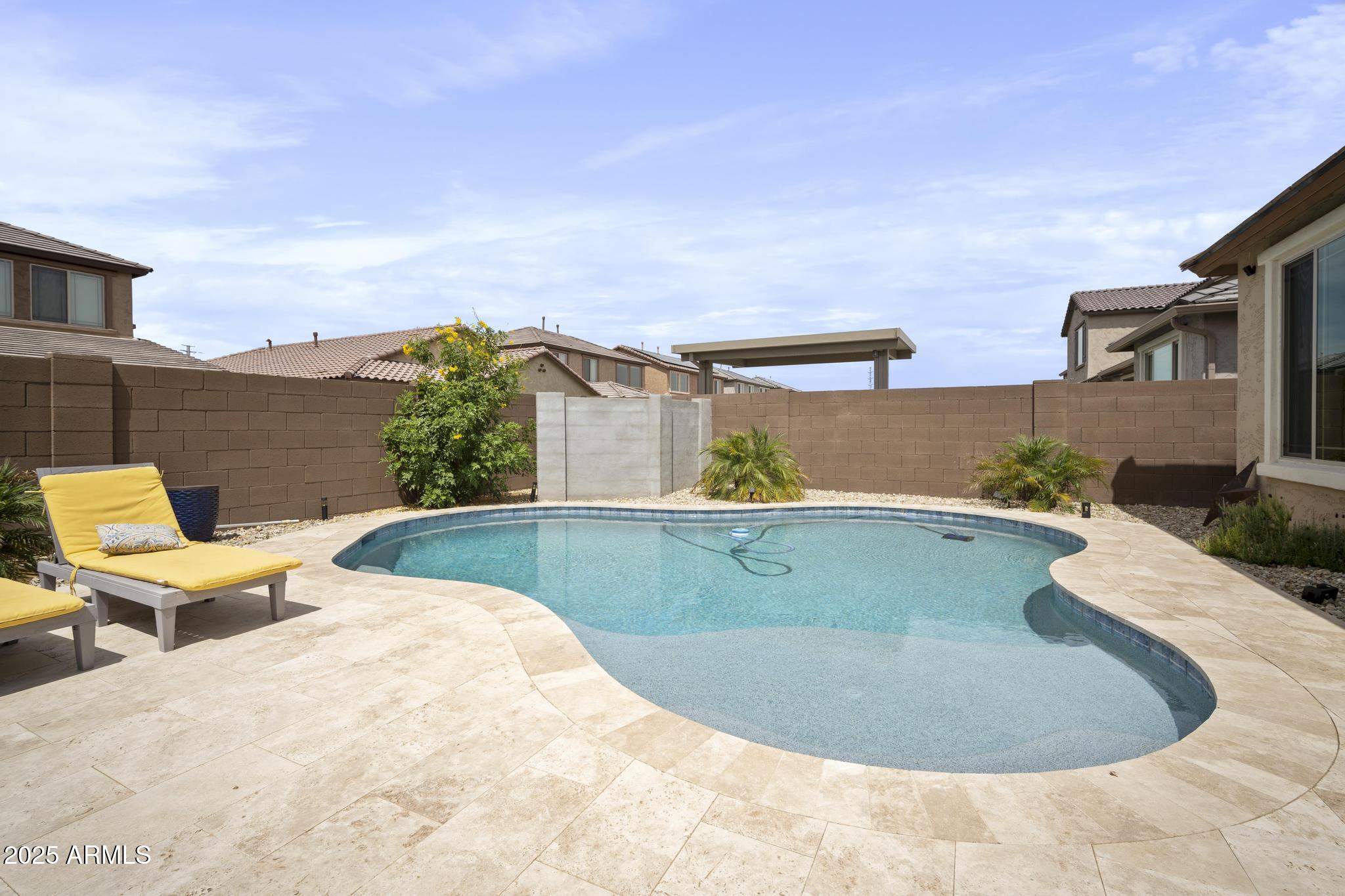 Homes 2 23018 E MEWES Road