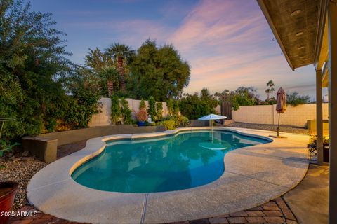 4364 E SHEENA Drive Phoenix AZ 85032