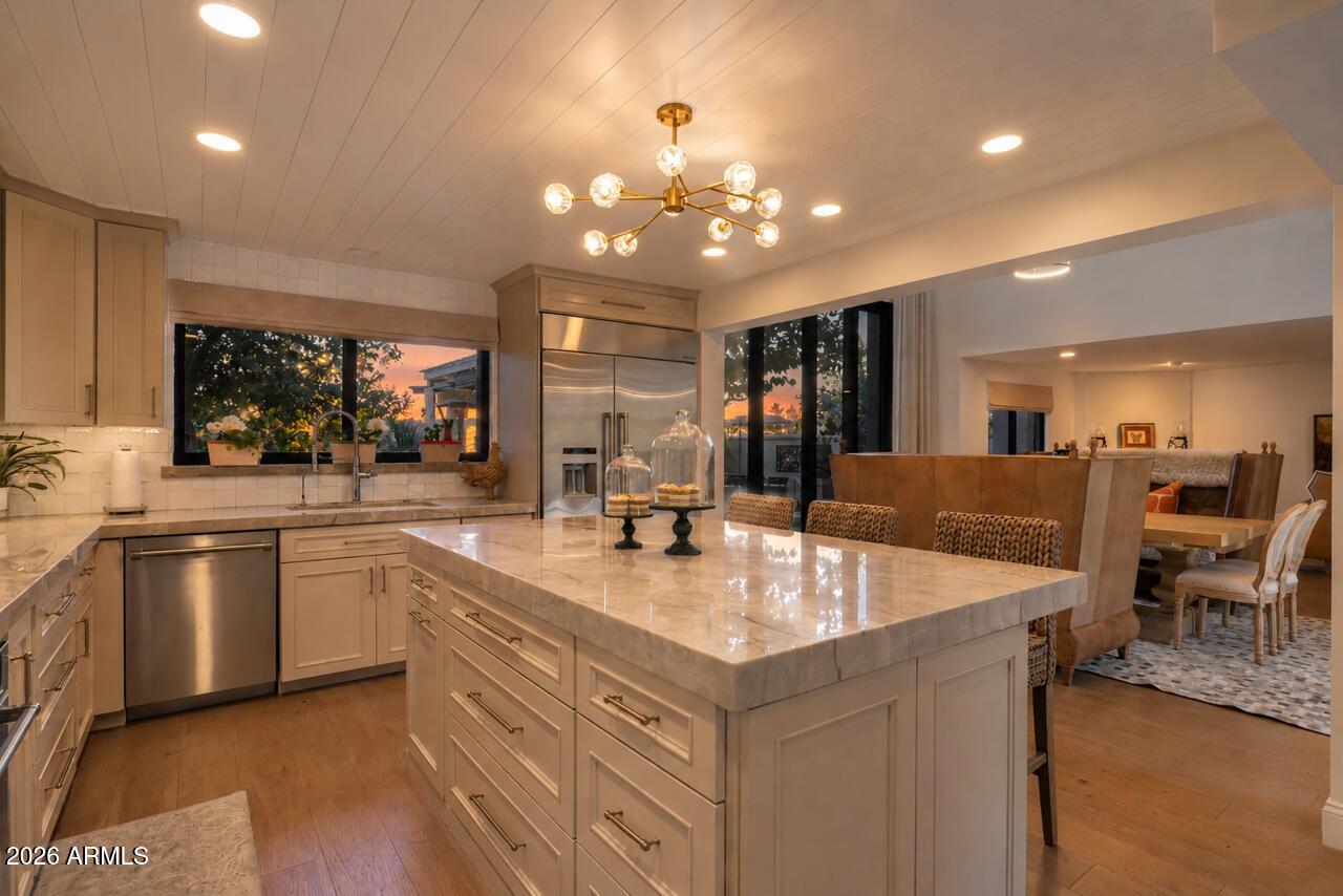 6701 N SCOTTSDALE Road 24