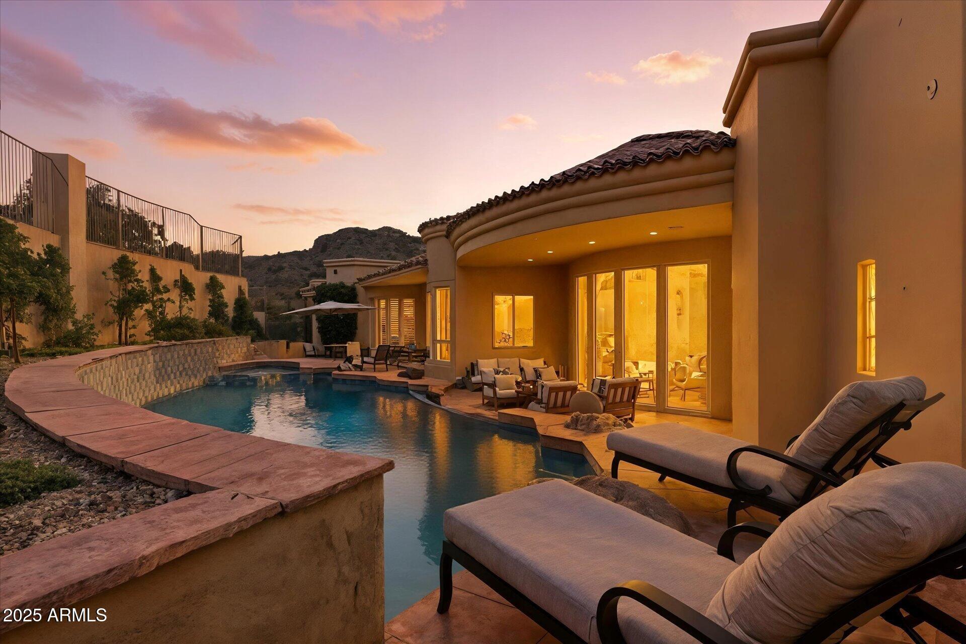 14020 S Canyon Drive