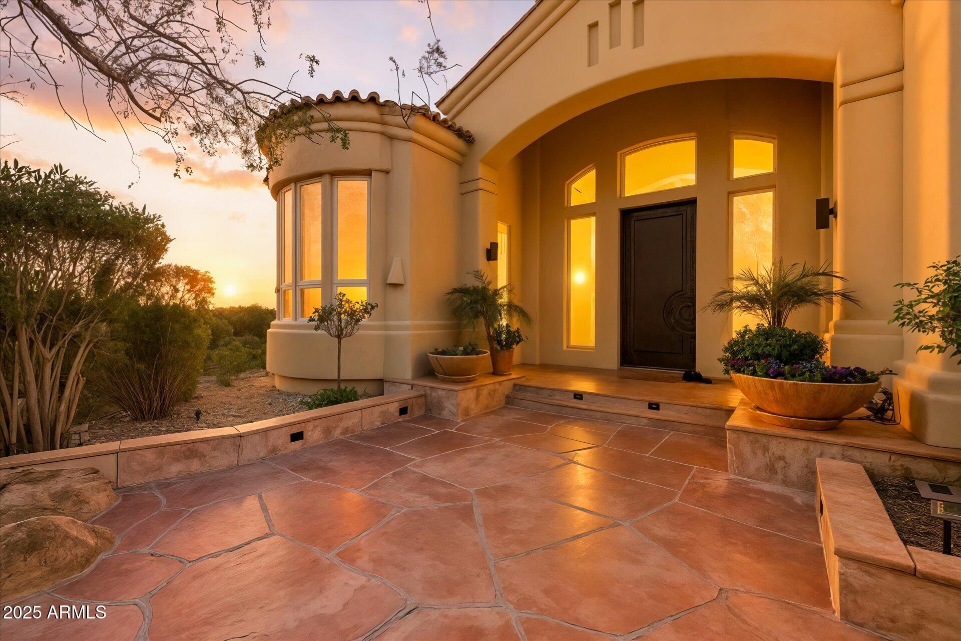 14020 S Canyon Drive