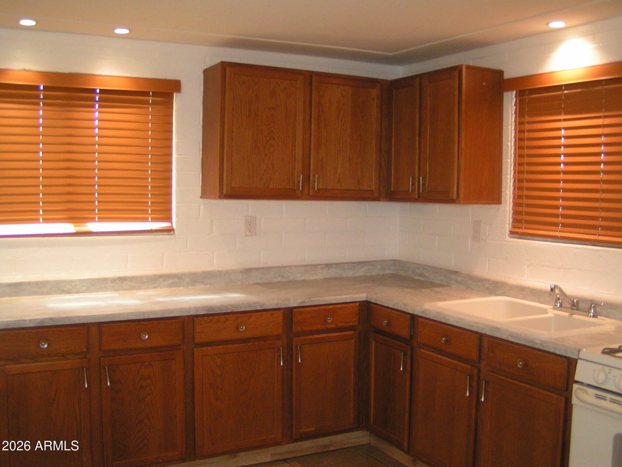275 E OLD CHURCH Road