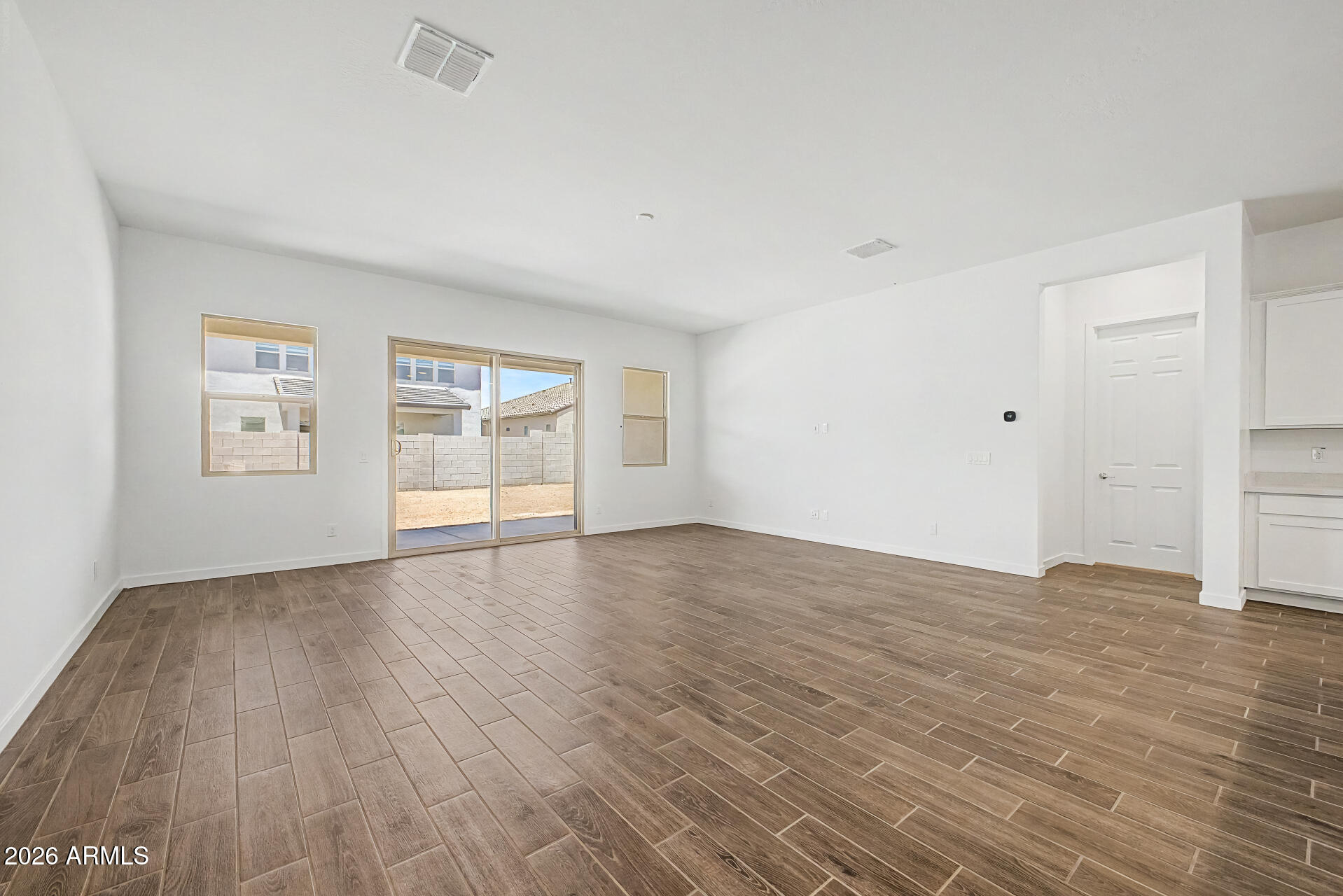 320 W FLOYD Drive