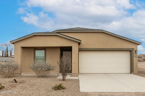 A home in Eloy