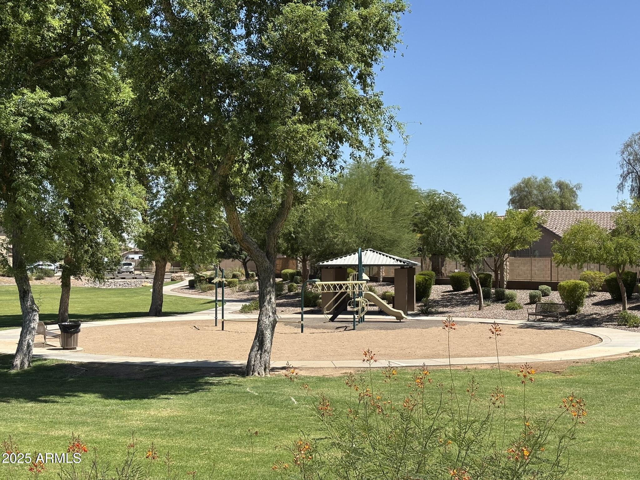 Tolleson, Arizona 85353, United States, 3 Bedrooms Bedrooms, ,2 BathroomsBathrooms,Residential,Active,187884