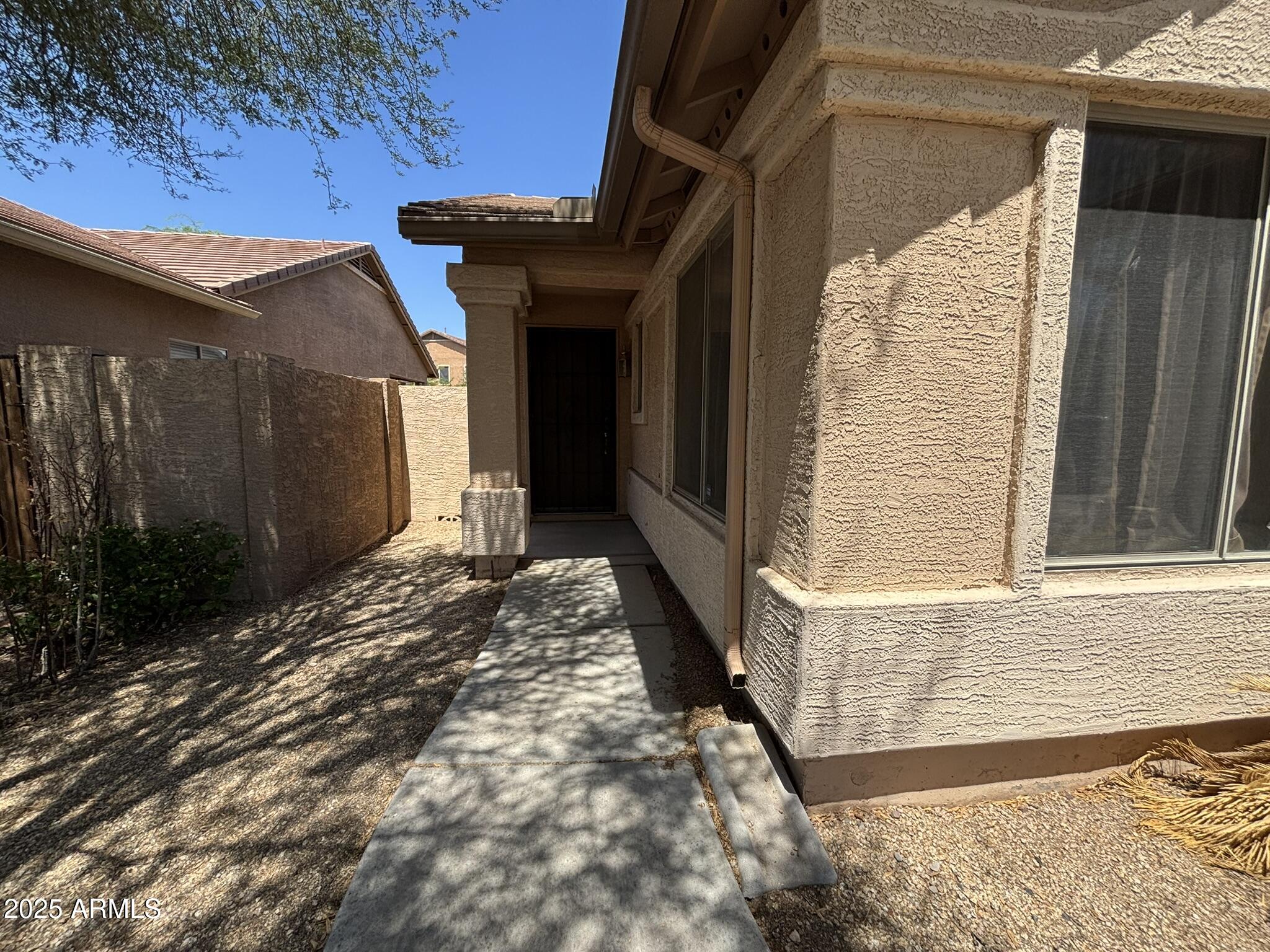 Tolleson, Arizona 85353, United States, 3 Bedrooms Bedrooms, ,2 BathroomsBathrooms,Residential,Active,187884
