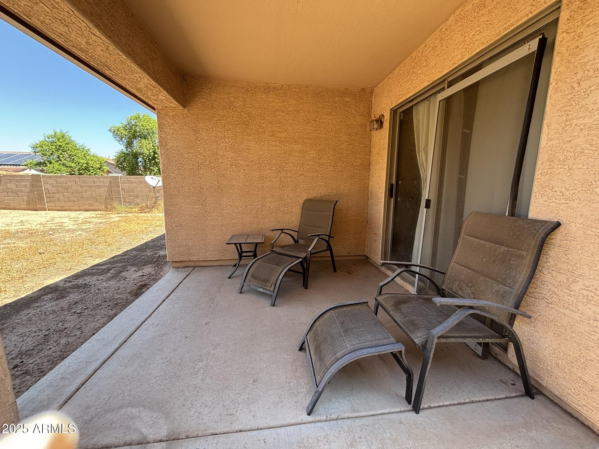 Tolleson, Arizona 85353, United States, 3 Bedrooms Bedrooms, ,2 BathroomsBathrooms,Residential,Active,187884